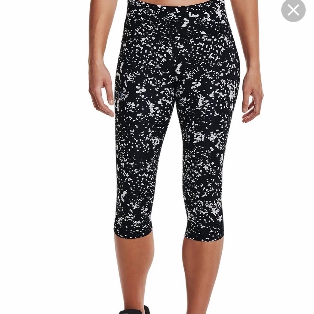 Under Armour Compression
Mid Rise Speed Capri nwt